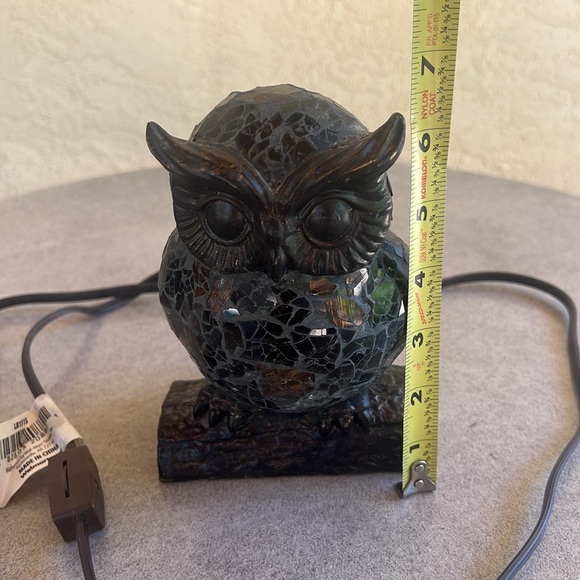 Amber Light Up Owl 🦉 Night Lite Glow a Pretty Amber Color - Picture 10 of 10
